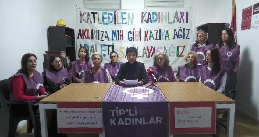 Türkiye İşçi Partisi (TİP) İzmir İl Örgütü üyesi kadınlar, 25