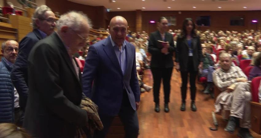 İzmir Büyükşehir Belediyesi, Institut Français, Mimarlar Odası İzmir Şubesi ve