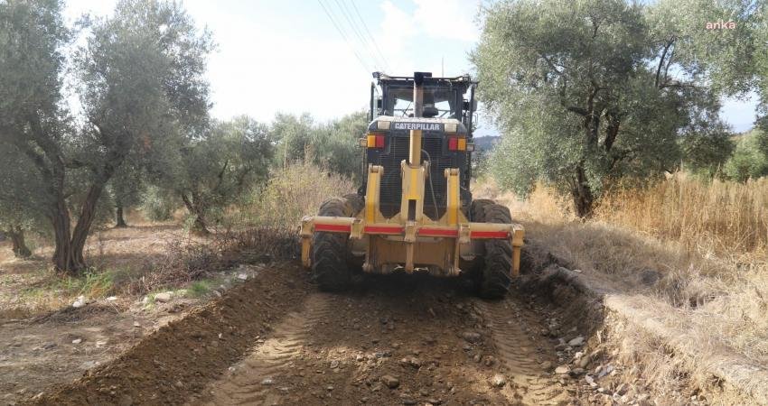 Turgutlu Belediyesi Fen İşleri Müdürlüğü ekipleri aşırı yağıştan etkilenen kırsal