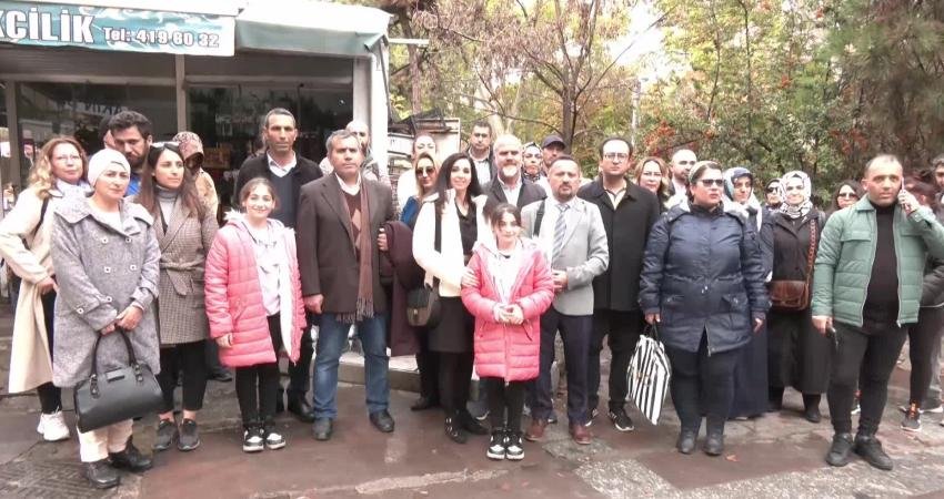 Ücretli öğretmenler, farklı illerden Ankara’ya Milli Eğitim Bakanlığı önüne gelerek