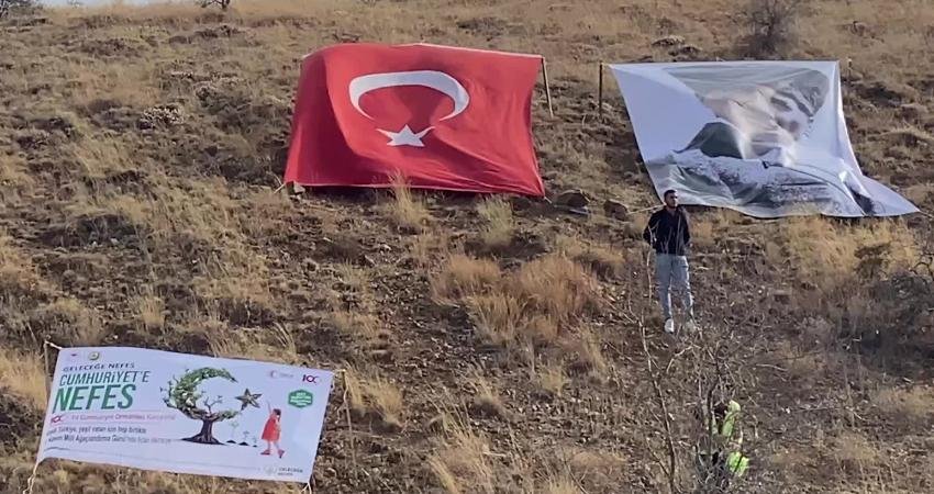 Yozgat’ta Milli Ağaçlandırma Günü etkinlikleri kapsamında fidan dikimi yapıldı. 40 bin