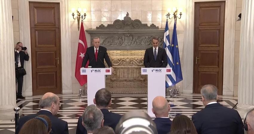 Cumhurbaşkanı Recep Tayyip Erdoğan, Atina'da; "İki kardeş arasında dahi anlaşmazlıklar