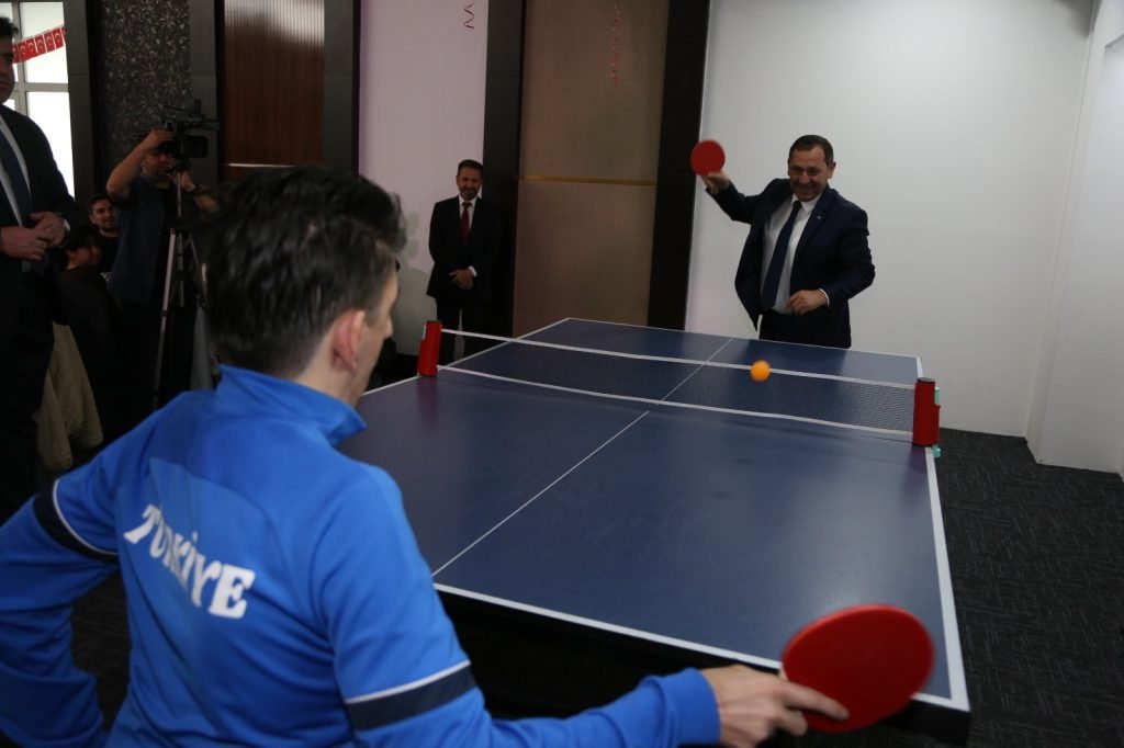 etimesgut-belediyesi-engellerin-hayatini-kolaylastiriyor