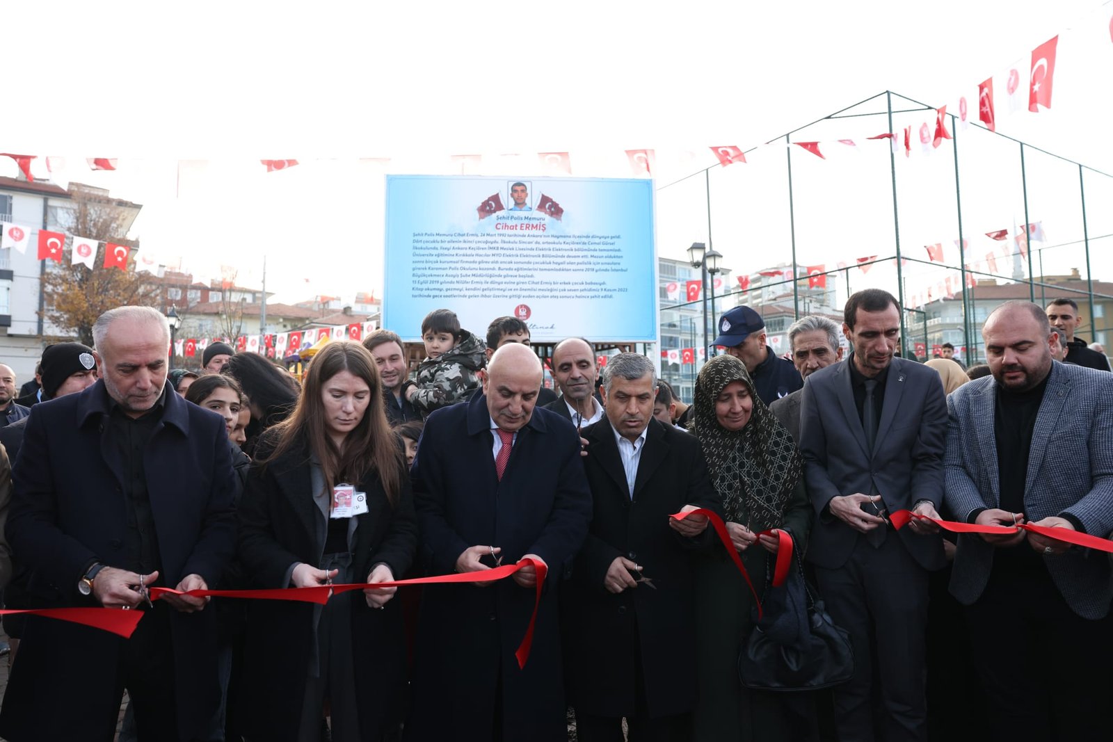 Keçiören Belediyesi tarafından Şehit Polis Memuru Cihat Ermiş’in adının yaşatıldığı