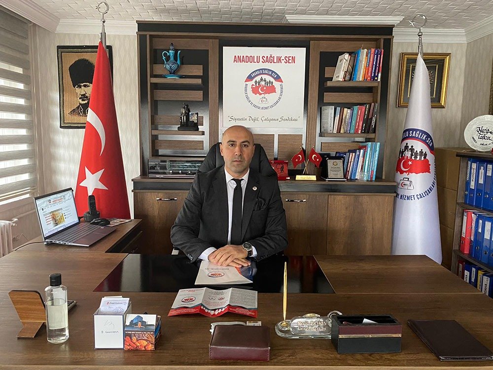 Anadolu Sağlık Sen Genel Başkanı Necip Taşkın,6 Aralık Diş Teknisyeni