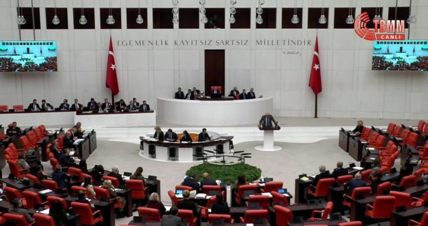 TİP İstanbul Milletvekili Ahmet Şık, TBMM Genel Kurulu’nda "Barışı savunmayı