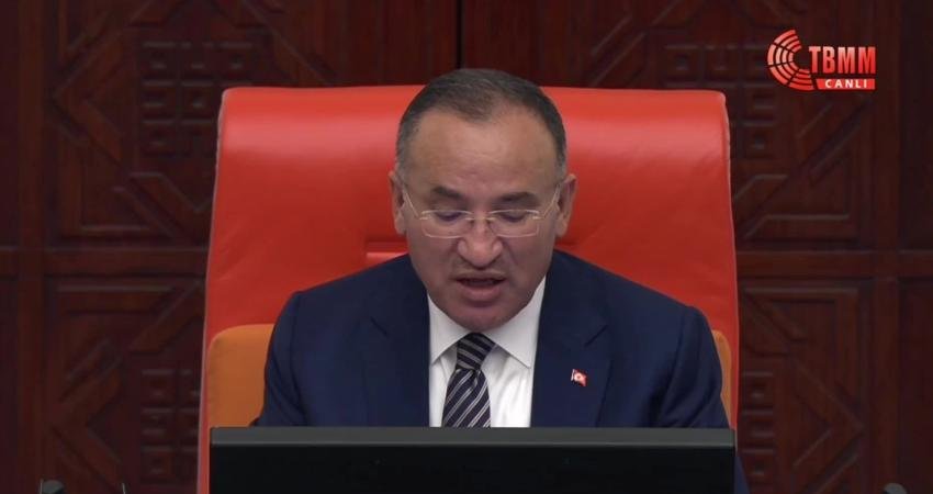 Enerji ve Tabii Kaynaklar Bakanı Alparslan Bayraktar, TBMM Genel Kurulu'nda,