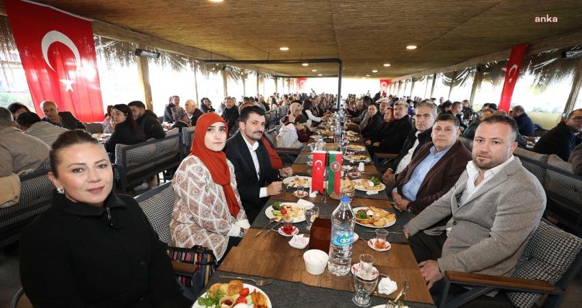 Menderes Belediye Başkan Vekili Erkan Özkan Cumaovalılar Derneği’nin etkinliğinde hemşehrileriyle