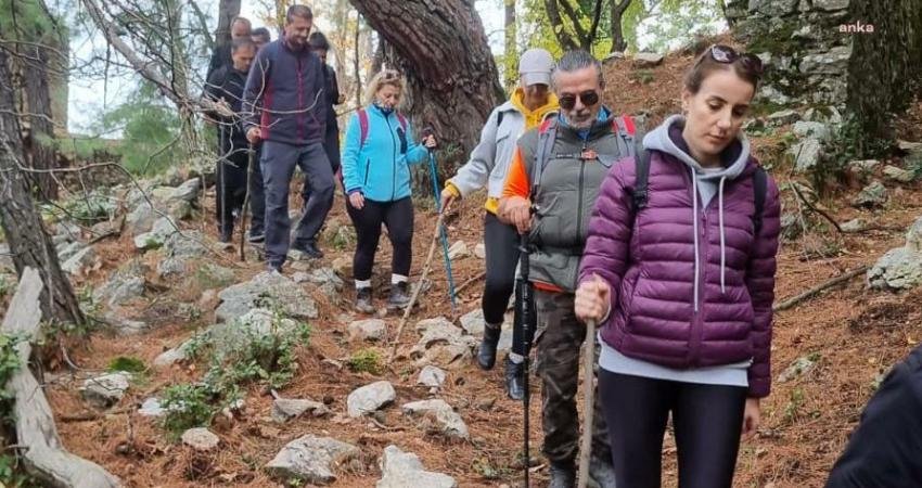Aydın Büyükşehir Belediyesi, Cumhuriyet'in 100. yılı kapsamında düzenlediği "Trekking Aydın"