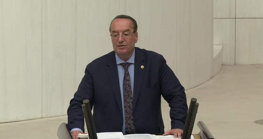 CHP Karabük Milletvekili Cevdet Akay, TBMM Genel Kurulu’nda görüşmelerine başlanan torba
