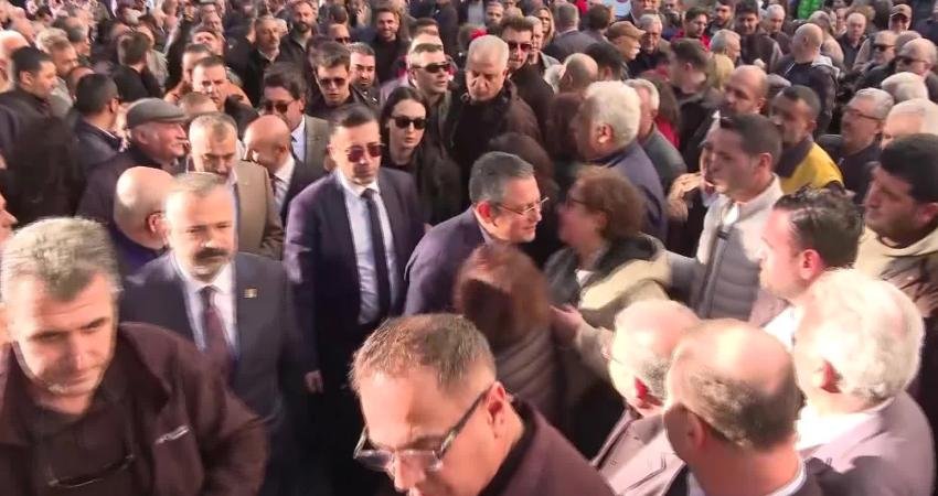 CHP Genel Başkanı Özgür Özel, CHP Buca İlçe Başkanı Çağdaş