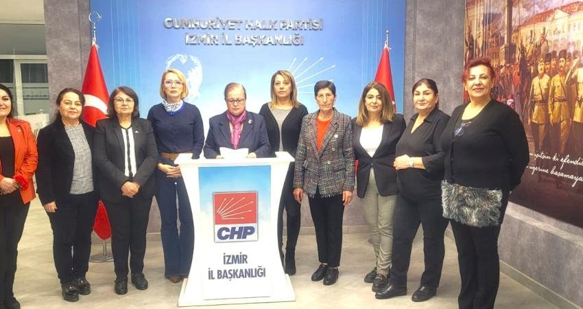 CHP İzmir İl Kadın Kolları, Türk Kadınına Seçme ve Seçilme