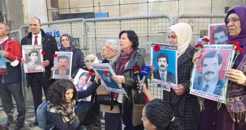 Cumartesi Anneleri, kayıplarının akıbetini öğrenmek ve faillerin yargılanması için adalet