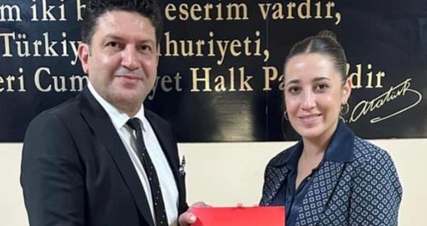Urla Devlet Hastanesi’nde Mikrobiyoloji Uzmanı olarak görev yapan doktor Emek