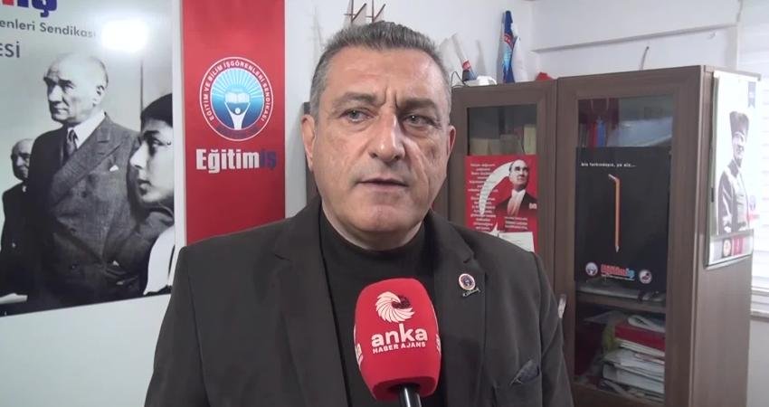 Eğitim İş Sendikası Sinop Şube Başkanı Celal Tuncay Şahbenderoğlu, "Özellikle