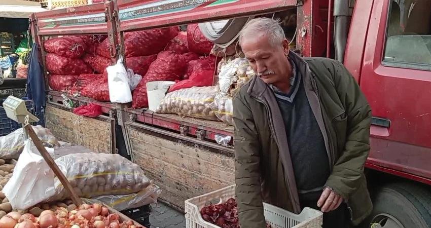 Osmaniye'nin Kadirli ilçesinde emekliler 7 bin 500 lira ile geçinememekten