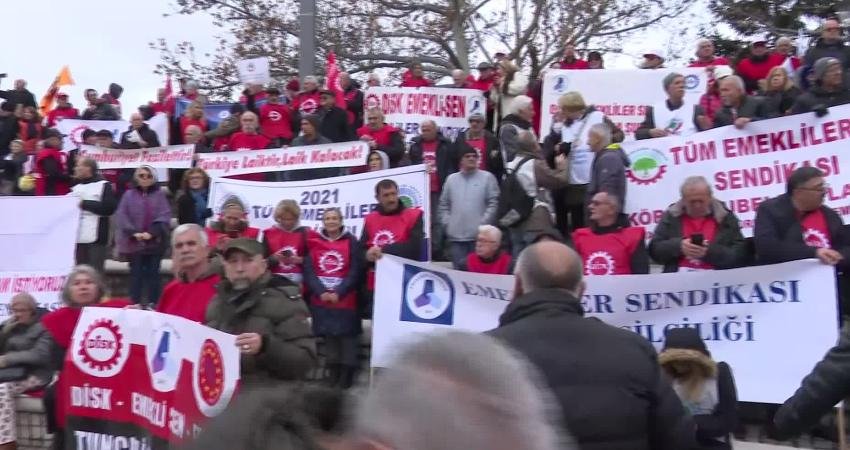 Yurdun farklı bölgelerinden binlerce emekli, pahalılaşan hayat şartlarına rağmen 7