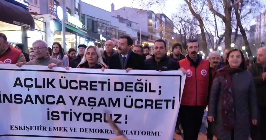 Eskişehir Emek ve Demokrasi Platformu, açıklanan asgari ücretin yetersiz olduğunu