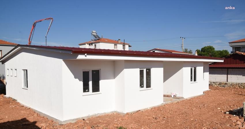 Foça Belediyesi Öz Kaynaklarıyla 2 adet sağlık alanı yapıyor.