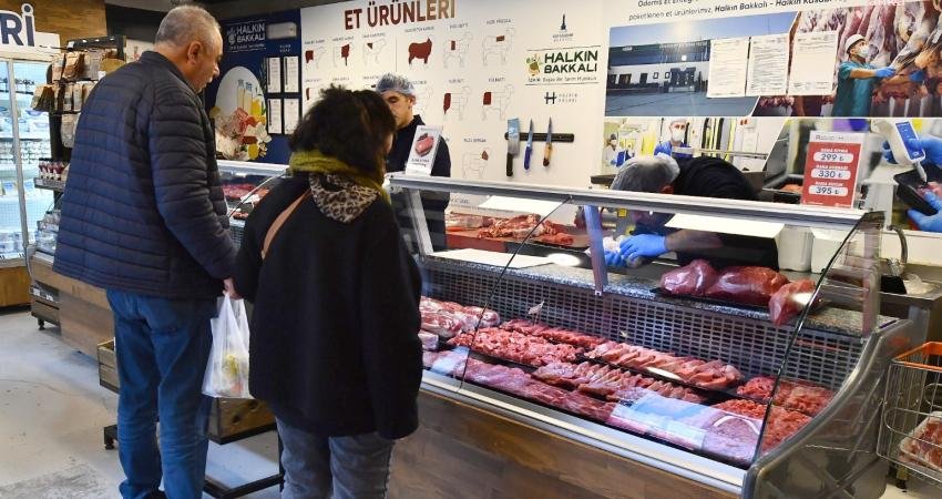 İzmir Büyükşehir Belediyesi’nin uygun fiyatlı ve kaliteli gıda sunmak için