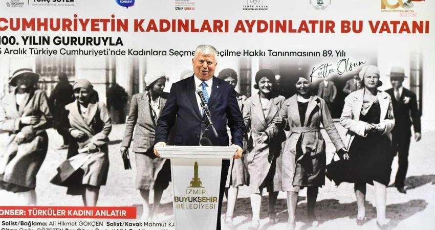 İzmir Büyükşehir Belediyesi Başkan Vekili Mustafa Özuslu, Türk kadınına seçme