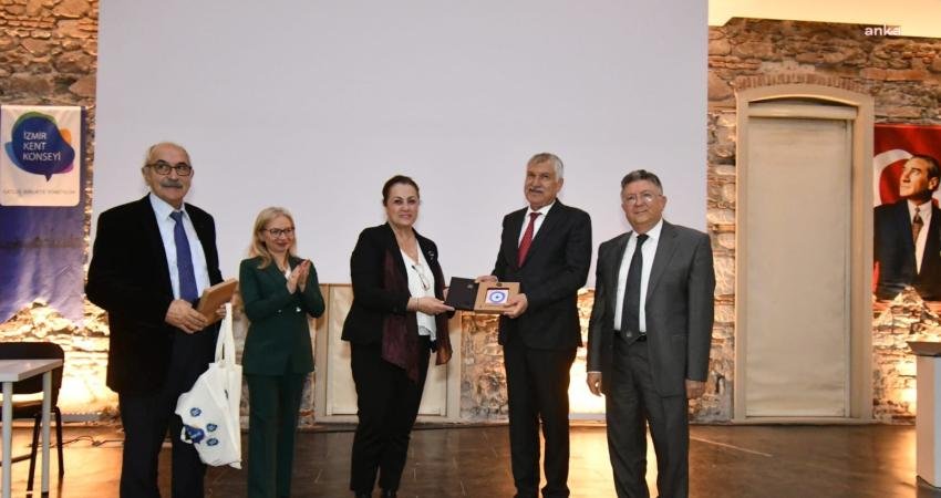 İzmir Büyükşehir Belediyesi, İzmir Kent Konseyi ve TMMOB Mimarlar Odası