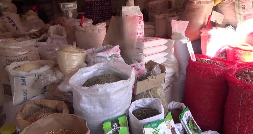 Osmaniye’nin Kadirli ilçesinde yaşayan emekli Ramazan Bozan, kestane fiyatlarına tepki