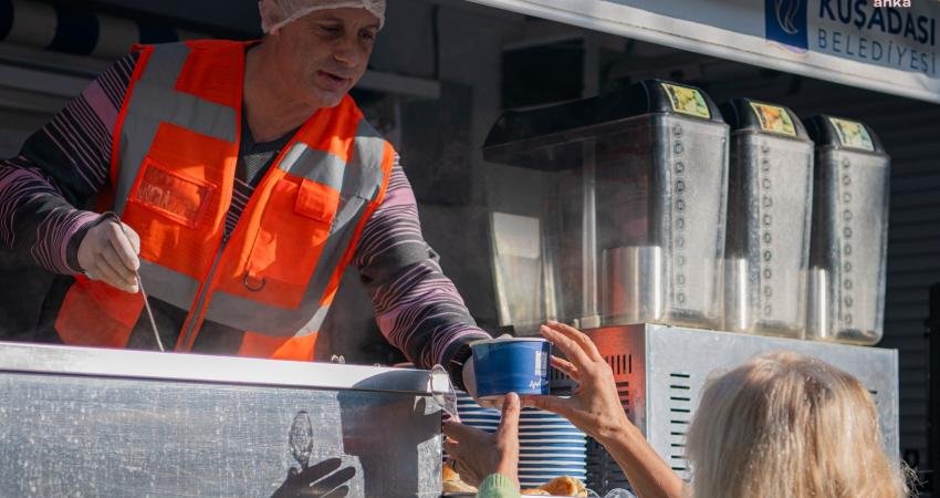 Kuşadası Belediyesi yaşanan ekonomik krizin etkilerini hafifletmek amacıyla yaşama geçirdiği