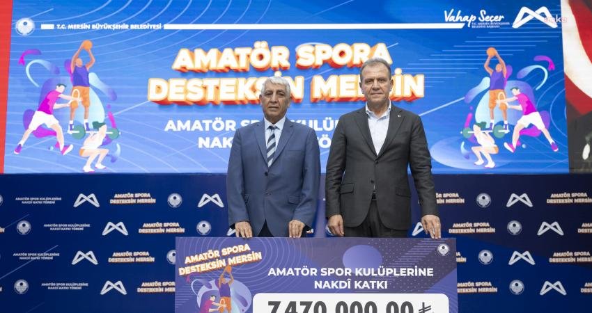Mersin Büyükşehir Belediyesi tarafından düzenlenen ‘Amatör Spor Kulüplerine Nakdi Katkı Töreni’ ile