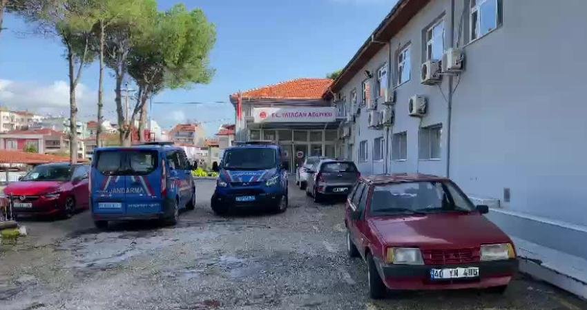Muğla'da, rüşvet operasyonunda gözaltına alınan iki kişi tutuklandı.