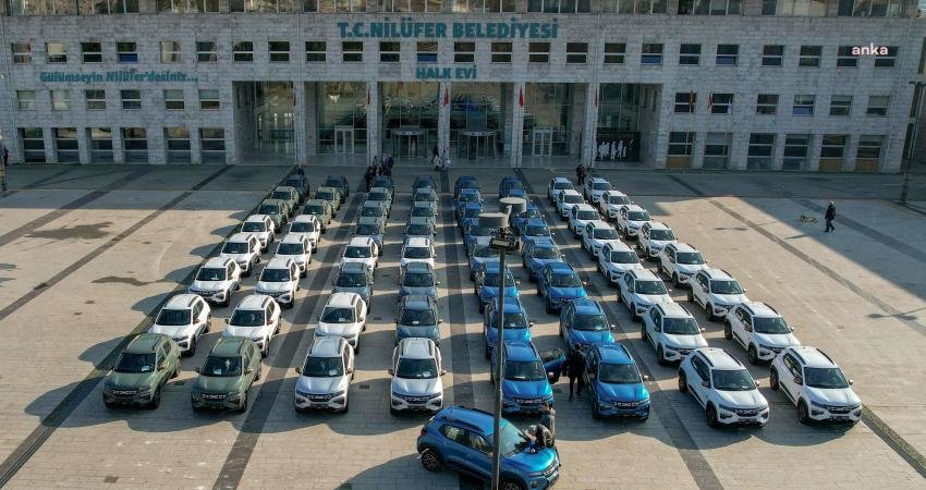 Nilüfer Belediyesi, araç filosunu çevre dostu araçlarla yeniledi. İlk etapta