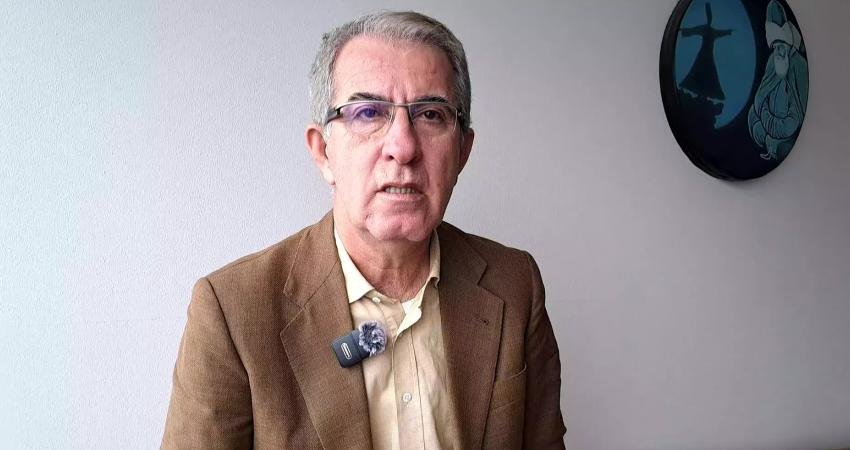 İzmir Güzelbahçe'de, 15 Nisan 2022 tarihinde babası Haşmet Gürkan'ı bıçakla