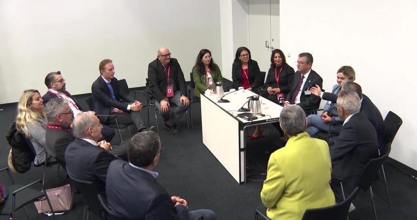 CHP Genel Başkanı Özgür Özel, Almanya’nın başkenti Berlin’de düzenlenen Almanya
