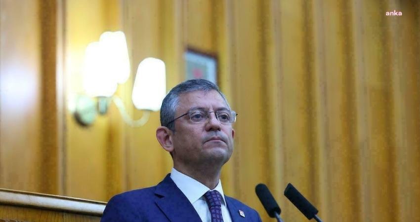 CHP Genel Başkanı Özgür Özel, Atatürk'ün Ankara'ya gelişinin 104'üncü yılı
