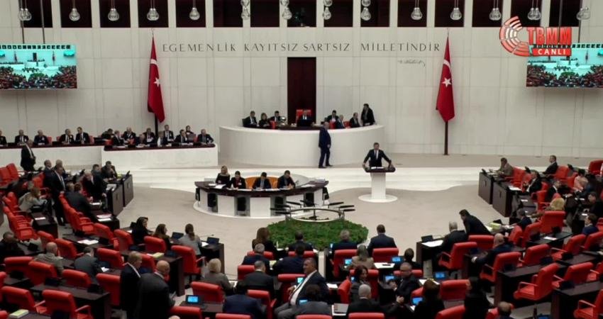 CHP Antalya Milletvekili Cavit Arı, TBMM Genel Kurulu'nda bütçe görüşmelerinde;