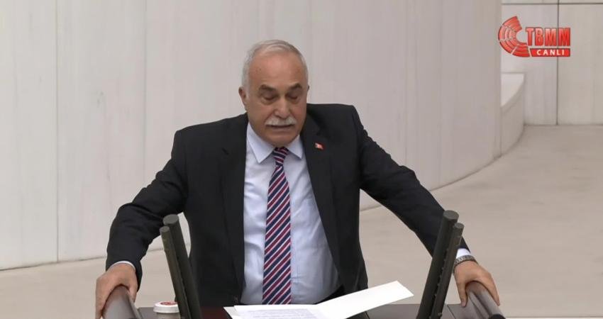 İYİ Parti Ankara Milletvekili Ahmet Eşref Fakıbaba, TBMM Genel Kurulu'ndaki