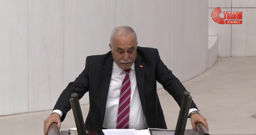 İYİ Parti Ankara Milletvekili Ahmet Eşref Fakıbaba, TBMM Genel Kurulu'ndaki