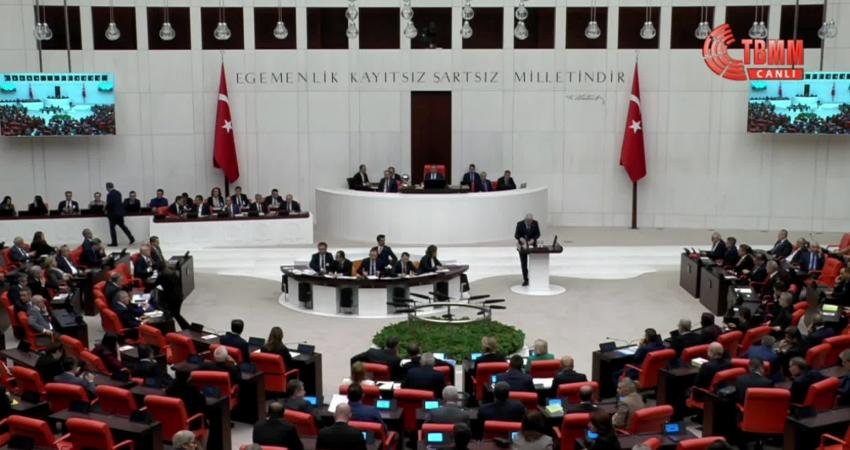 İYİ Parti Grup Başkanvekili Müsavat Dervişoğlu, TBMM Genel Kurulu'nda bütçe