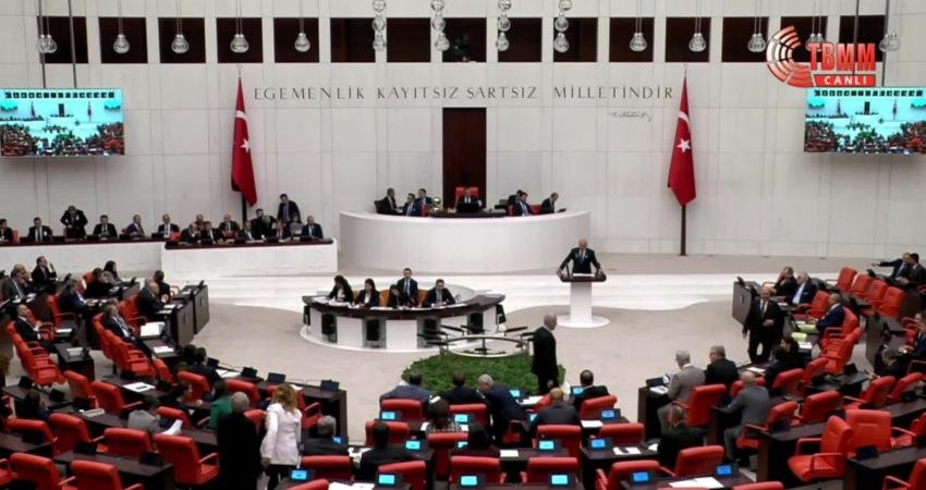 İYİ Parti Balıkesir Milletvekili Turhan Çömez, TBMM Genel Kurulu'ndaki bütçe