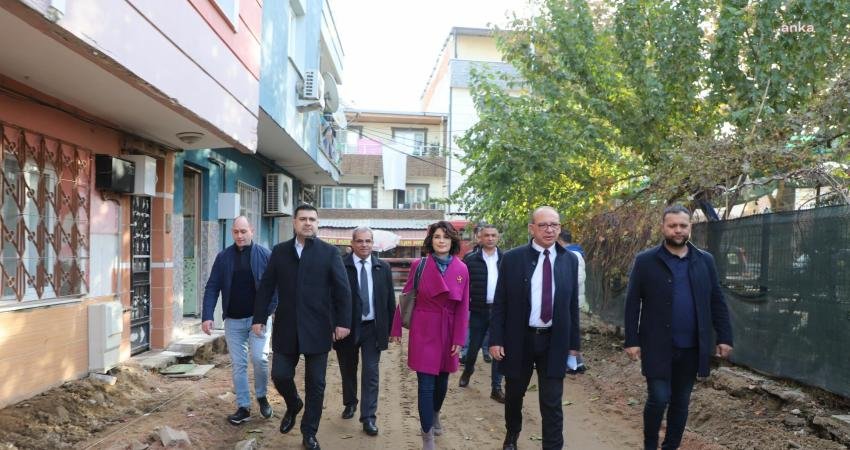 Turgutlu Belediye Başkanı Çetin Akın, kent genelinde inşaat çalışmalarının sorunsuz