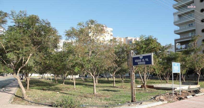 Mezitli Belediyesi, talepler doğrultusunda Denizhan Sitesi önündeki Taksi Kulübesi'ni yeni