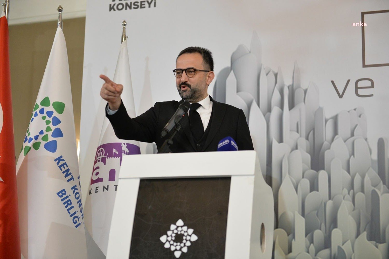 Türkiye Kent Konseyleri Birliği (TKKB) ve Ankara Kent Konseyi  (AKK)
