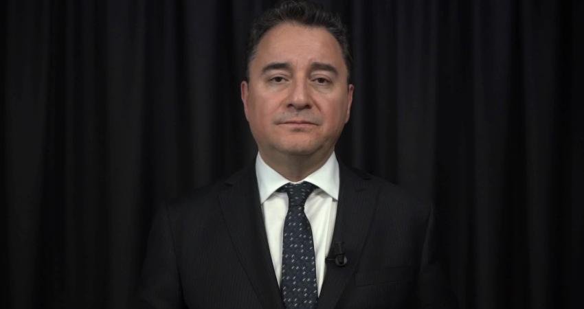 Demokrasi ve Atılım (DEVA) Partisi Genel Başkanı Ali Babacan, TÜİK’in