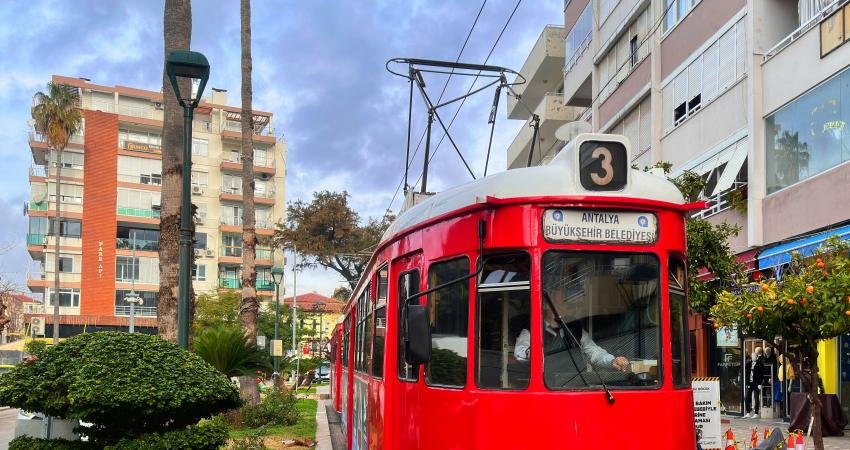 Antalya Büyükşehri Belediyesi Nostalji Tramvayı, bakım onarım çalışmaları nedeniyle 21