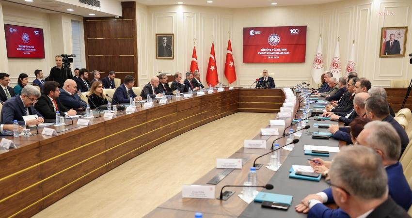 Çalışma ve Sosyal Güvenlik Bakanı Vedat Işıkhan, “Hiç kuşkusuz emeklilerimiz;