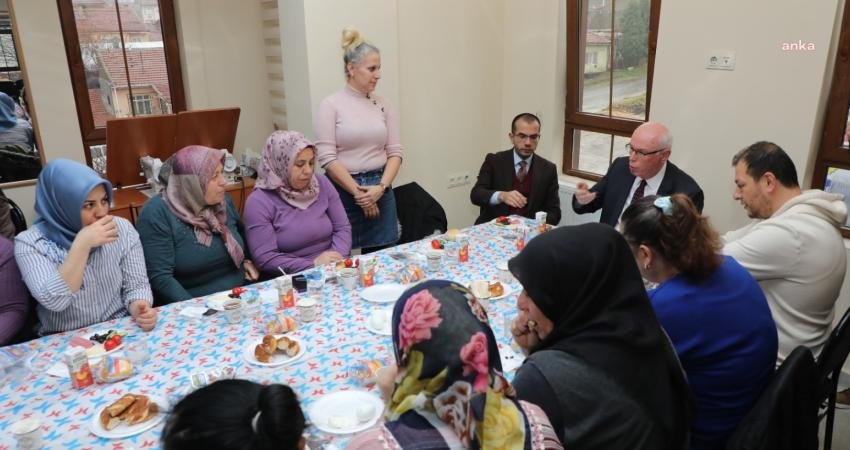 Odunpazarı Belediye Başkanı Kazım Kurt, Erenköy Mahallesi’nde bulunan Sezai Aksoy