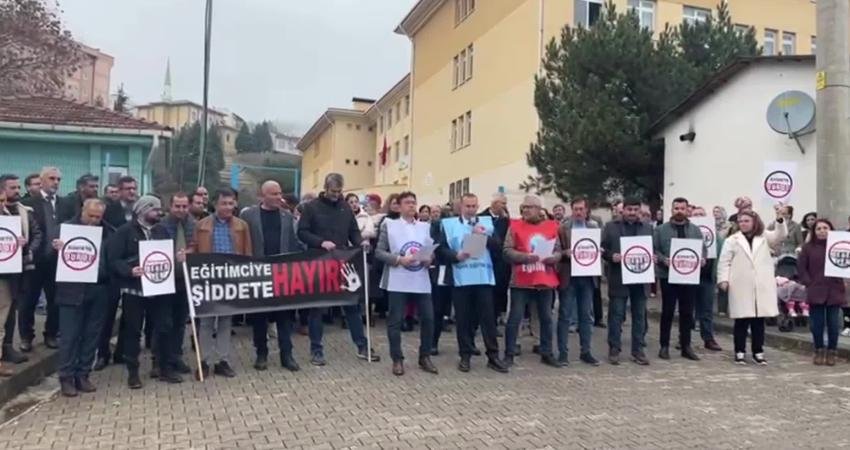 Eğitim sendikalarının Bilecik şubeleri, ortak açıklama yaparak geçen günlerde Osmangazi