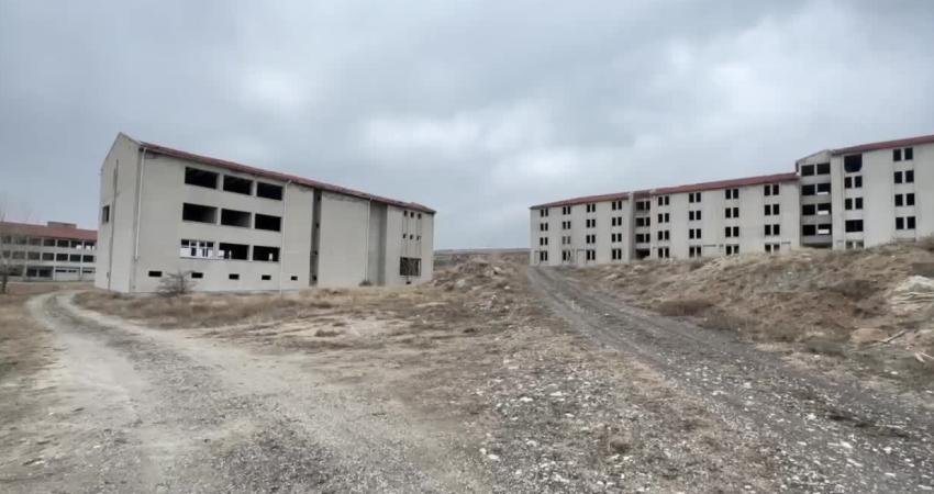 Çorum’da 1994 yılında temeli atılan, geçmiş dönemin parasıyla 8 milyon