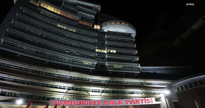 CHP Parti Meclisi toplantısında 242 seçim çevresinde daha belediye başkan