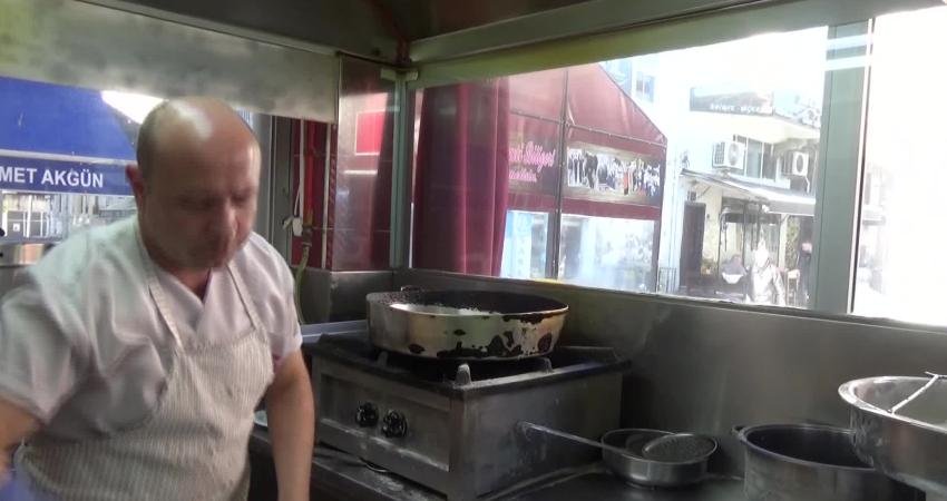 Edirne’de bazı tava ciğer işletmecileri, yeni tarifeye rağmen zammı uygulamadı.